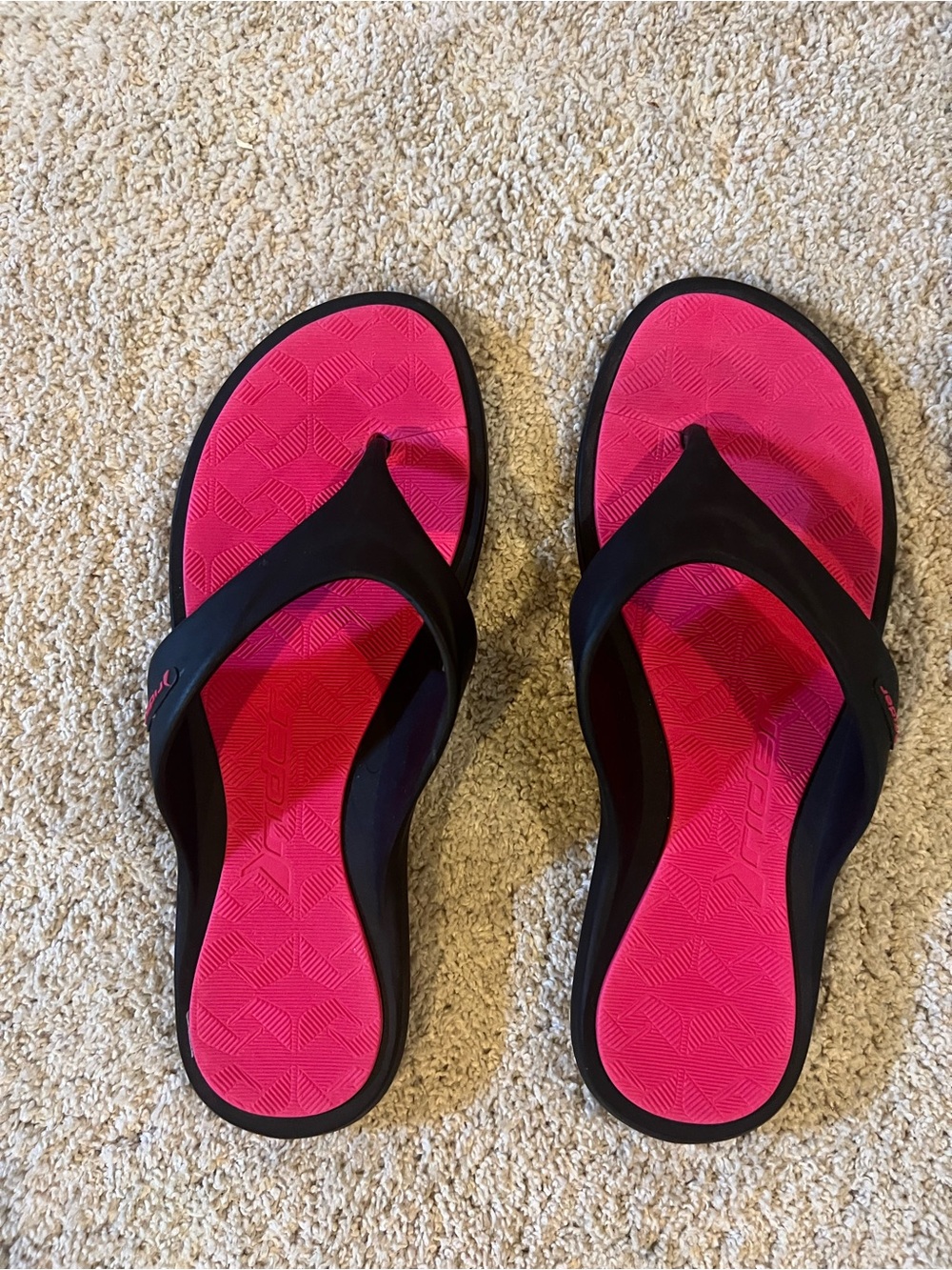 Women’s Black & Hot Pink Comfort Flip Flops